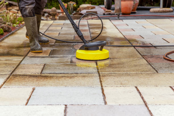 Best Driveway Pressure Washing  in Redway, CA